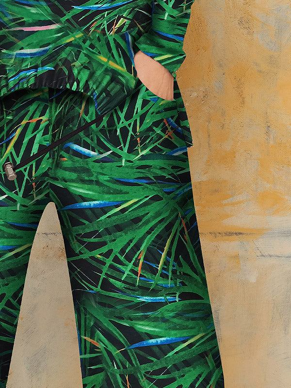 Lega plačios veliūrinės kelnės "Tessa Green - Black - Blue Floral Print Velour"