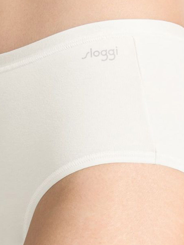 Sloggi organinės medvilnės kelnaitės "Go Daily Midi Silk White"