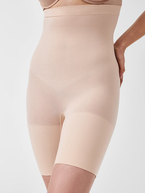 Spanx koreguojantys aukšto juosmens šortukai "Seamless Power 2 Nude"