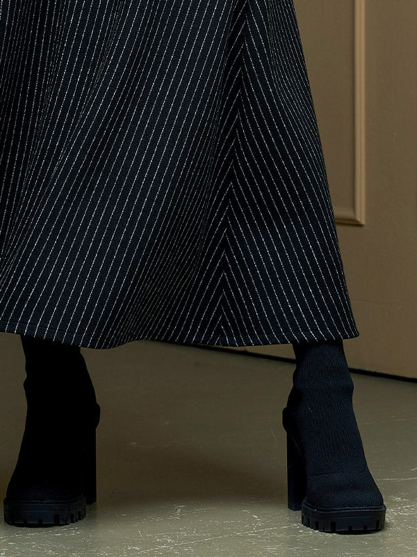 Lega ilga A silueto suknelė "Charlotte Black - White Stripes"