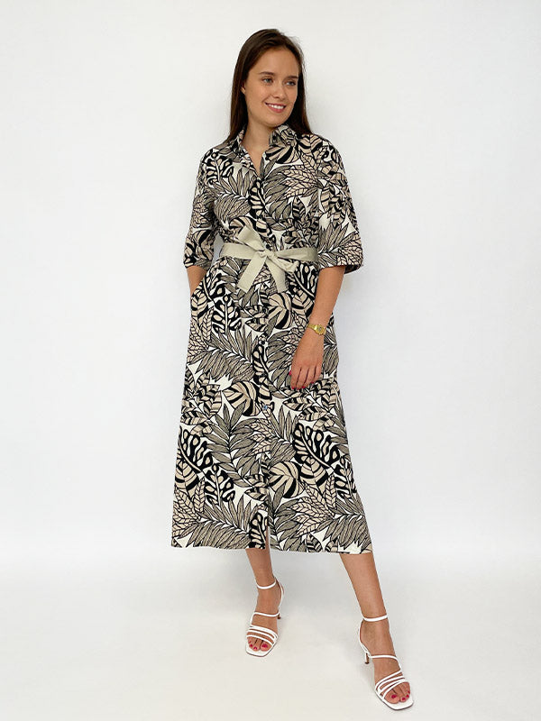Il Vento E La Seta medvilninė midi suknelė su dirželiu "Laurita Sand - Black Floral Print"