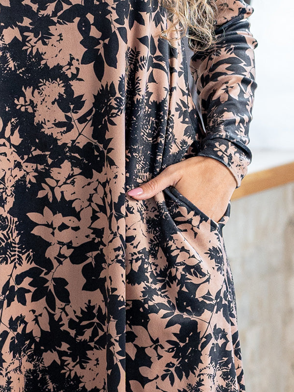 Lega laisvo silueto veliūrinė suknelė "Rosie Black - Brown Flower Print Velour"