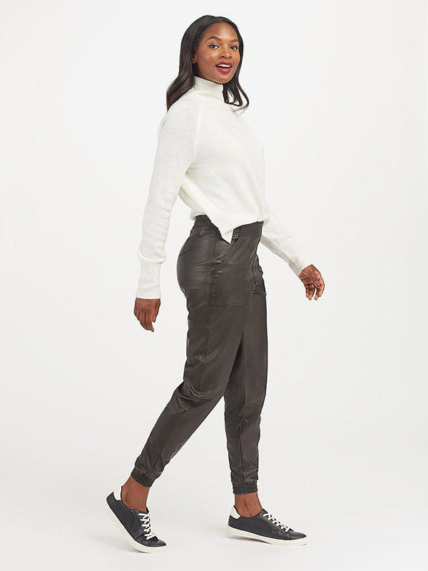 Spanx odos imitacijos kelnės "Leather-Like Jogger Black"