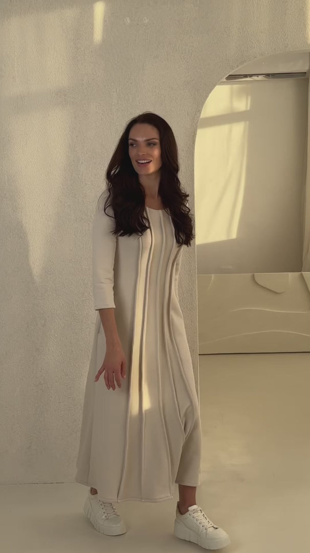 Įkelti vaizdo įrašą: a silueto suknelė